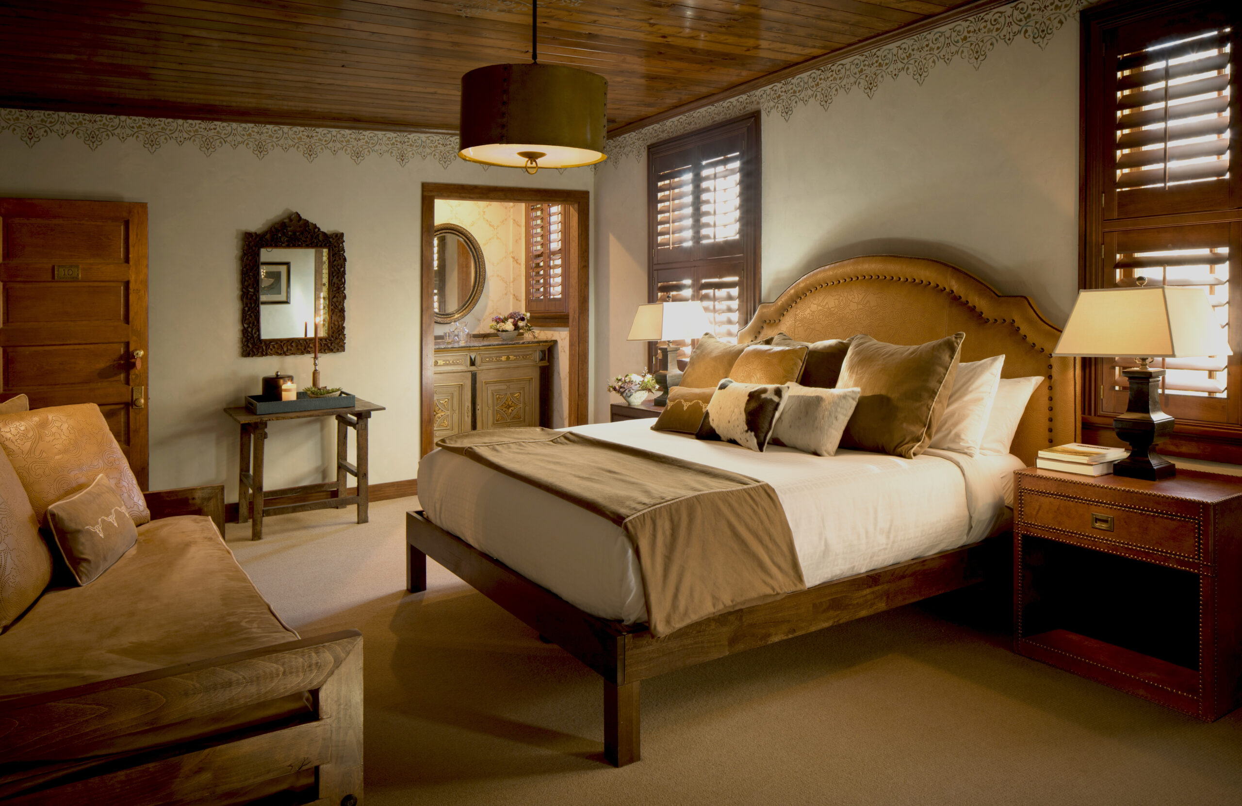 Gage Hotel